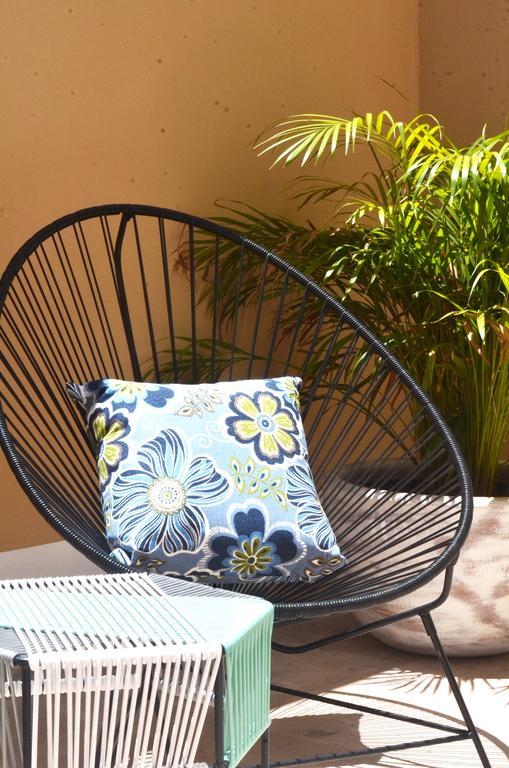 Hotel Catedral La Paz Exteriör bild A Condesa chair